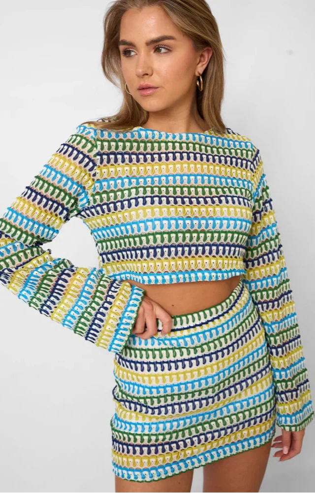 Via | Elegant og Trendy Crop-kjole med Cloche-Ærmer